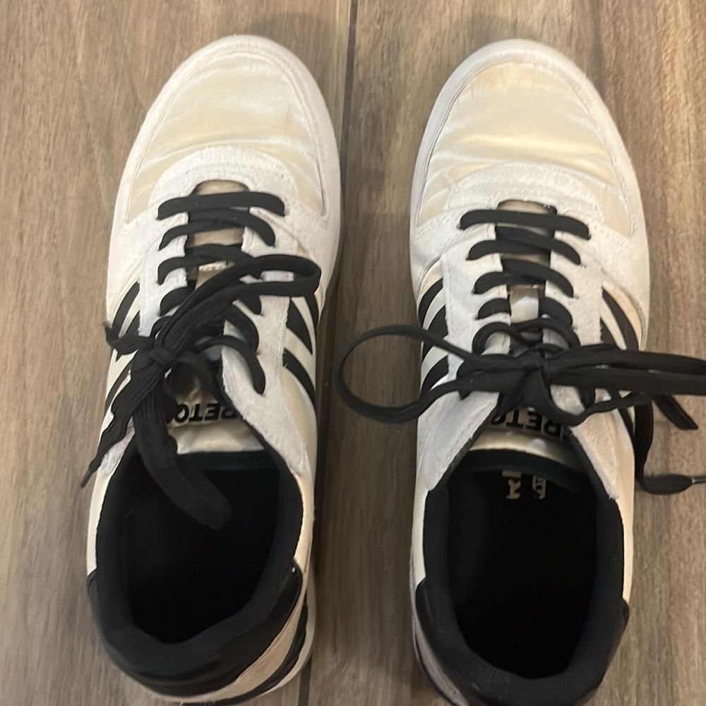 Worn once Tretorn Loyola 2 size 8.5 great condition! - Picture 2 of 8